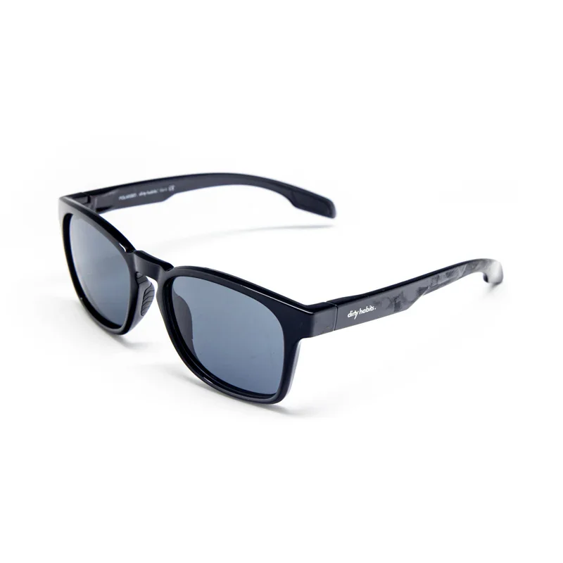 Dirty Habits Yzer black polarized päikeseprillid